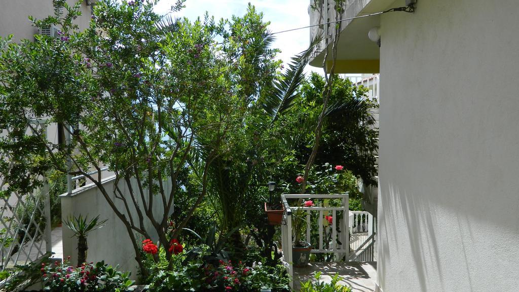 Apartmani Marinovic Podgora Bagian luar foto