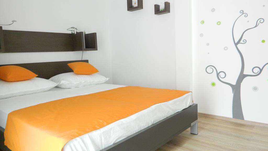 Apartmani Marinovic Podgora Bagian luar foto