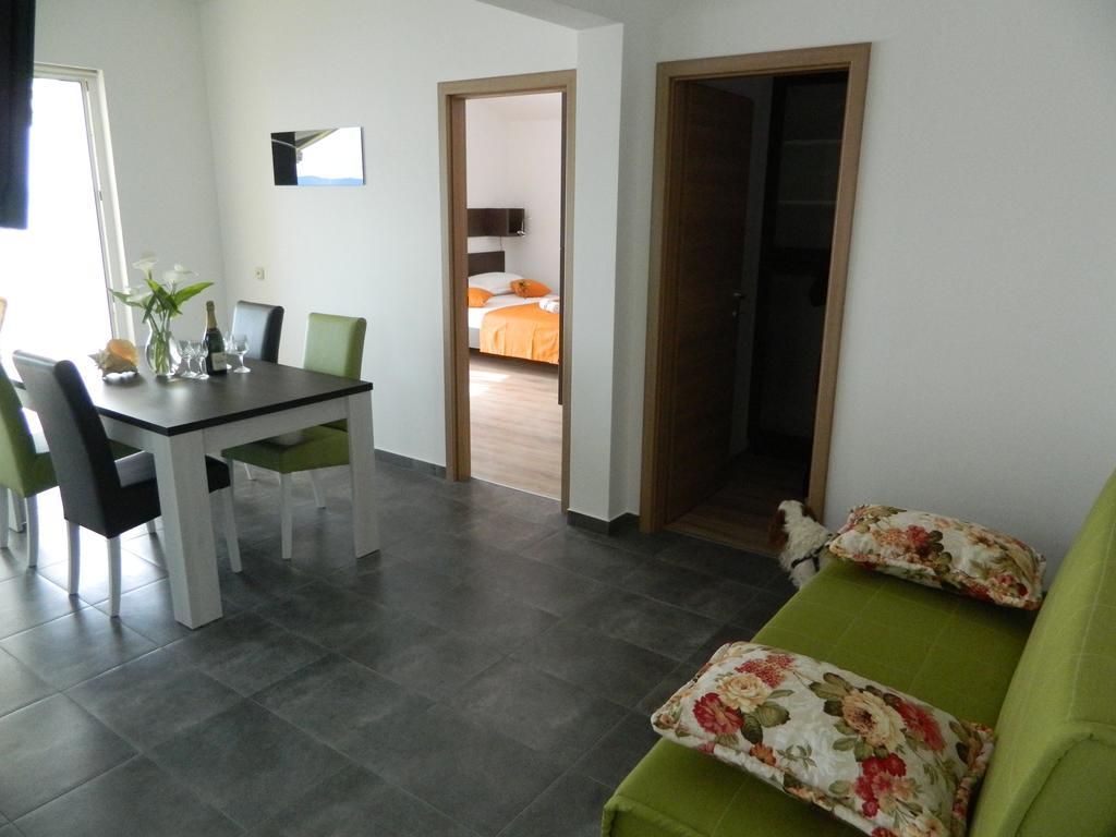 Apartmani Marinovic Podgora Bagian luar foto