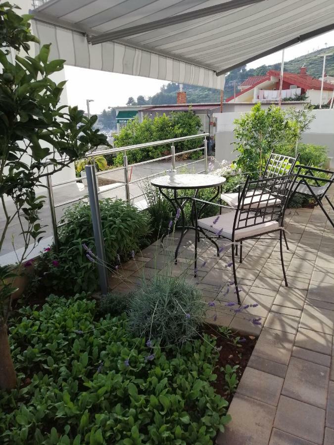Apartmani Marinovic Podgora Bagian luar foto