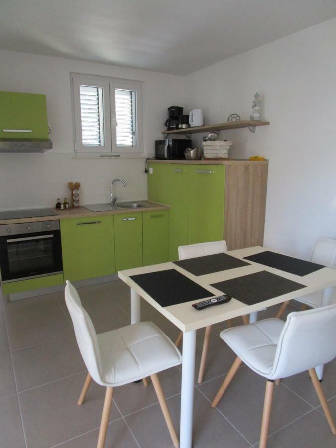 Apartmani Marinovic Podgora Bagian luar foto