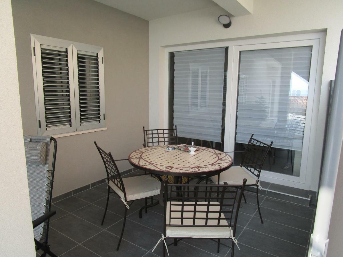 Apartmani Marinovic Podgora Bagian luar foto