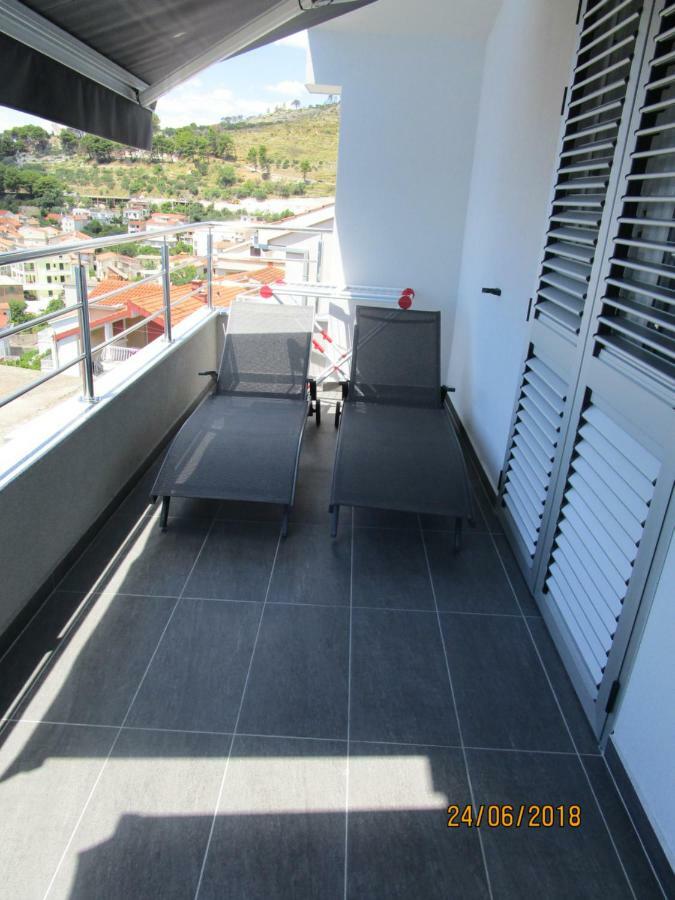 Apartmani Marinovic Podgora Bagian luar foto